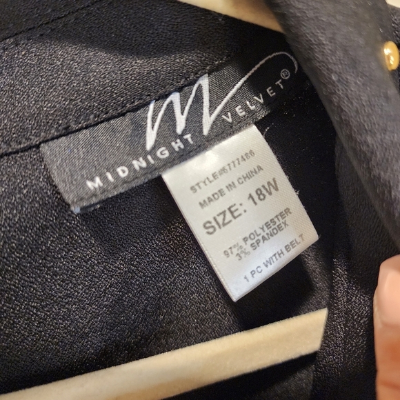 Midnight Velvet Elegant Black  Sleeveless Belted Plus Size Jumpsuit 18W - Picture 2 of 11